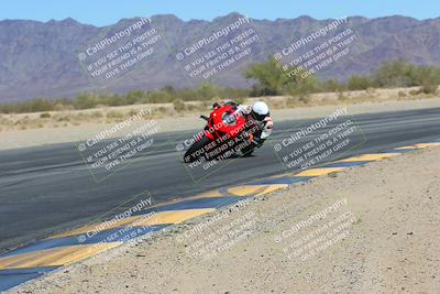 media/Mar-24-2025-Moto Forza (Mon) [[57ce5c5cff]]/1-Advanced Group/Session 3 (Turn 6 Inside)/